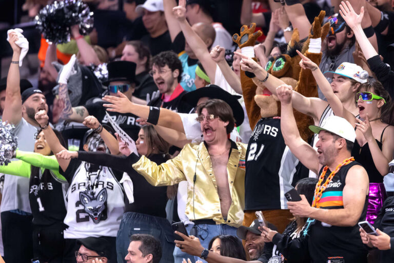 10 chants fueling Jackals’ energy during Spurs home games